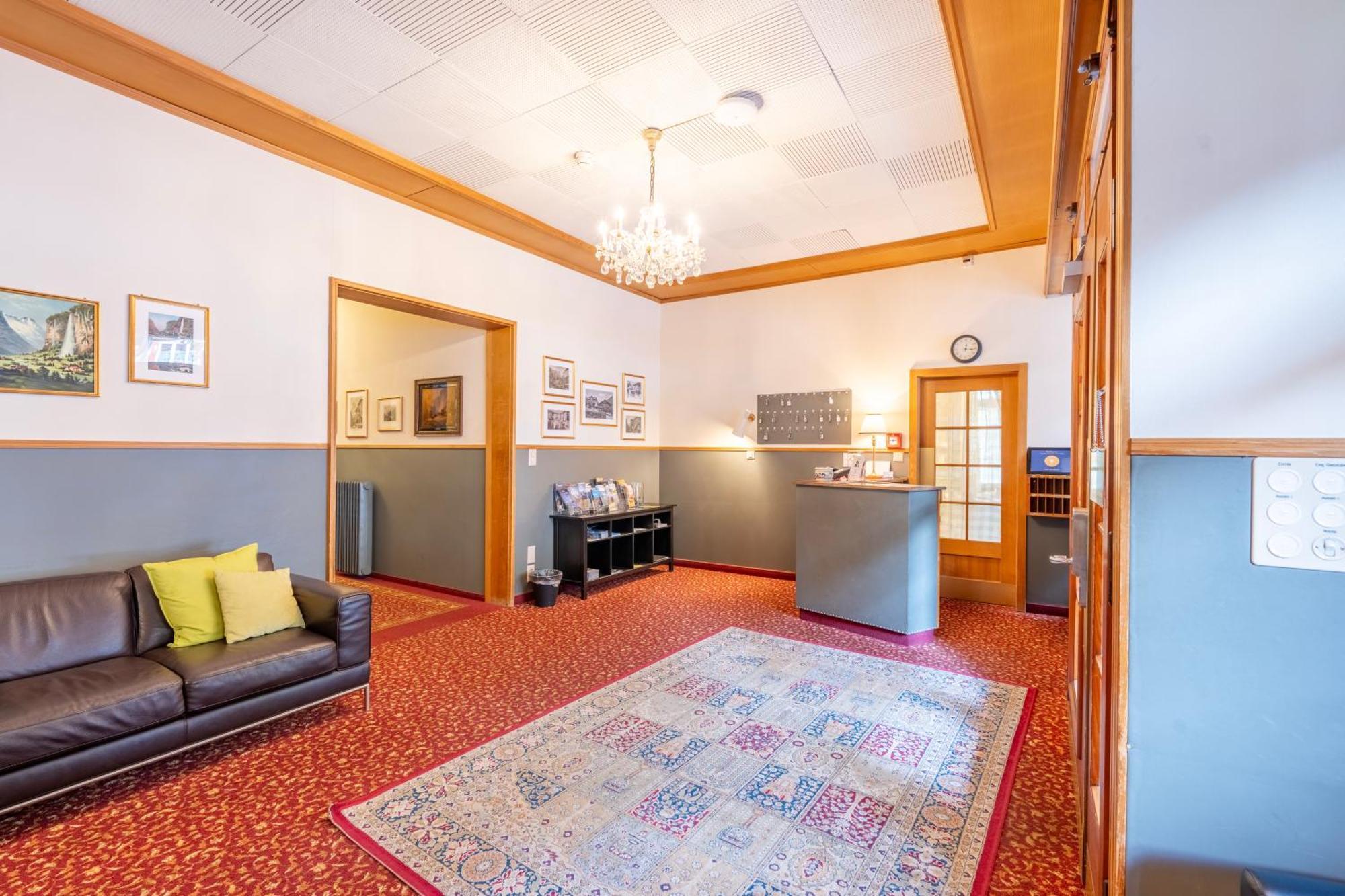 Hotel Staubbach Lauterbrunnen Ngoại thất bức ảnh