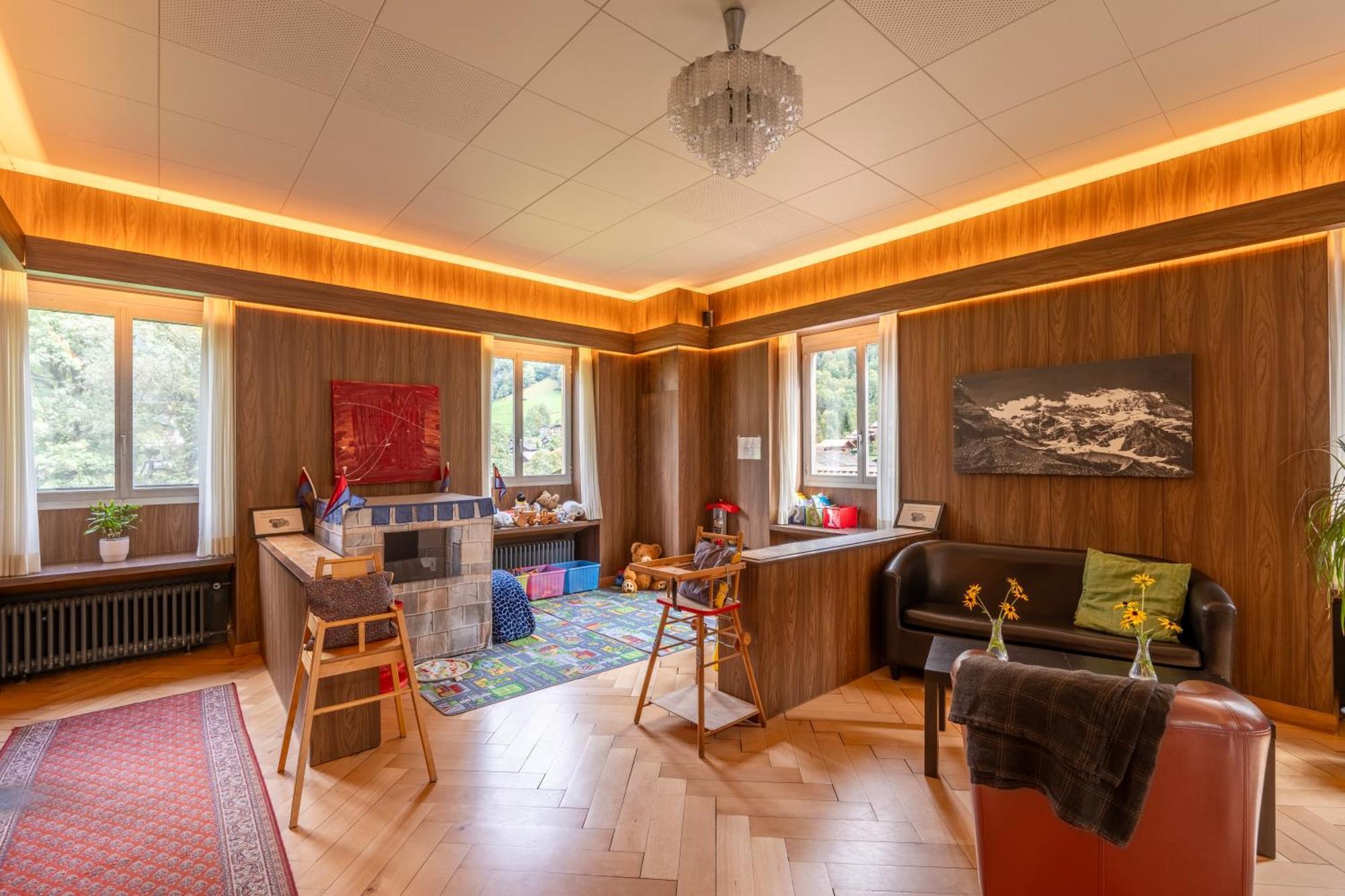 Hotel Staubbach Lauterbrunnen Ngoại thất bức ảnh