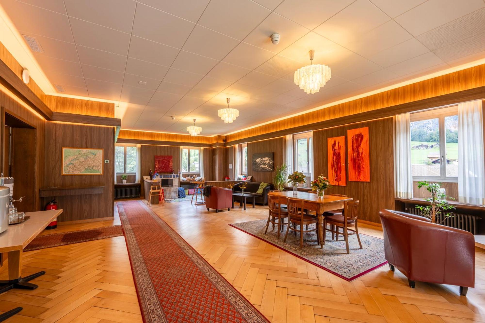Hotel Staubbach Lauterbrunnen Ngoại thất bức ảnh