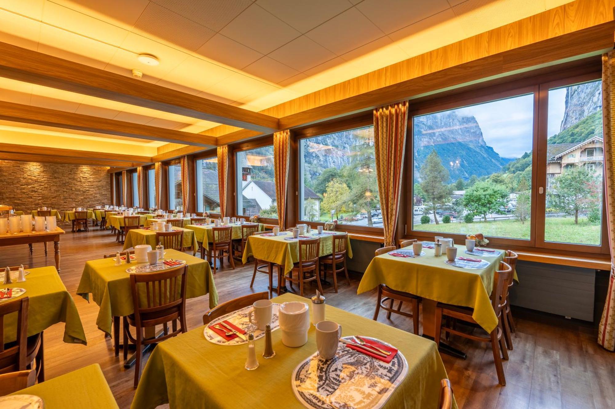 Hotel Staubbach Lauterbrunnen Ngoại thất bức ảnh