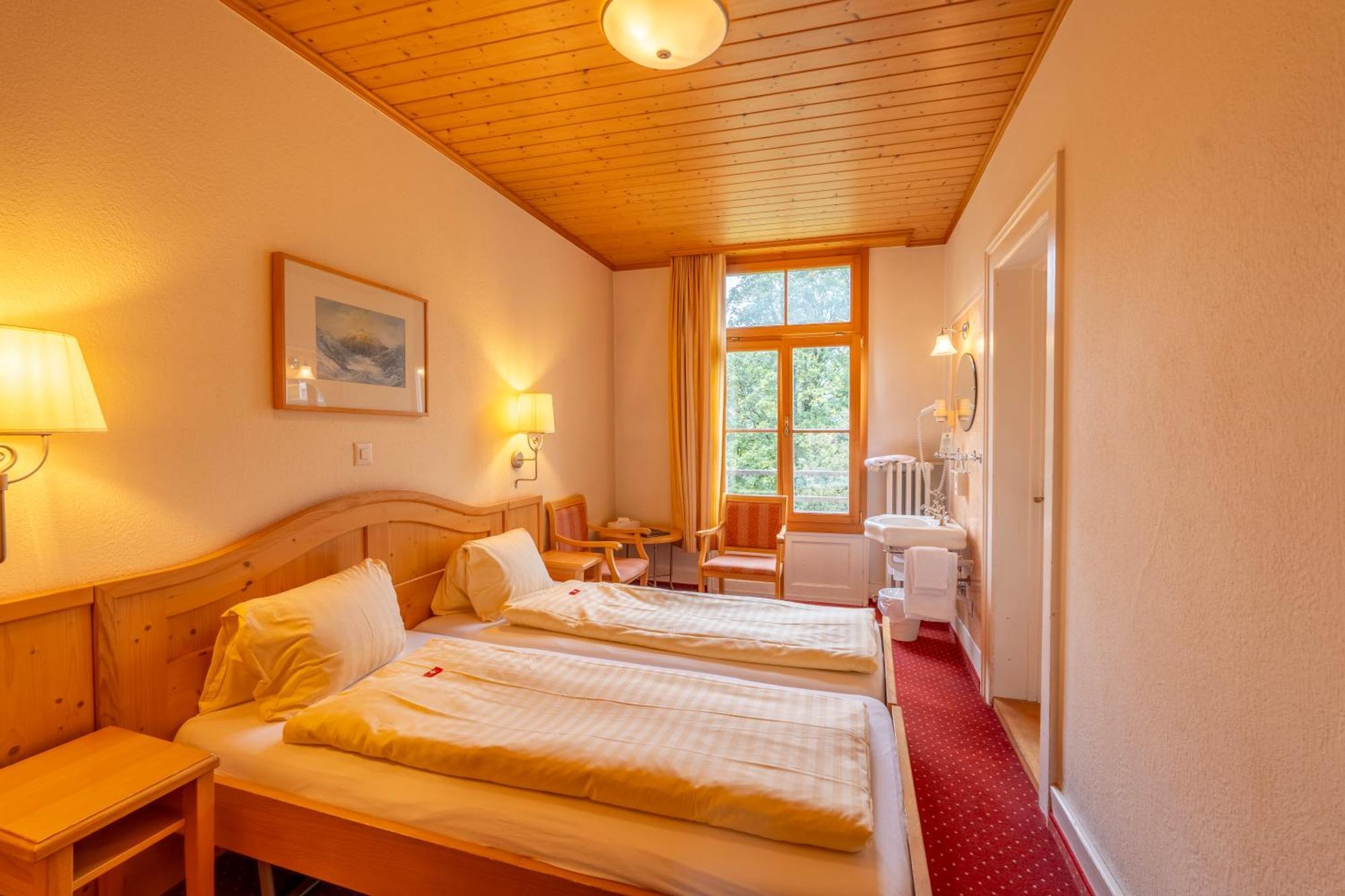 Hotel Staubbach Lauterbrunnen Ngoại thất bức ảnh
