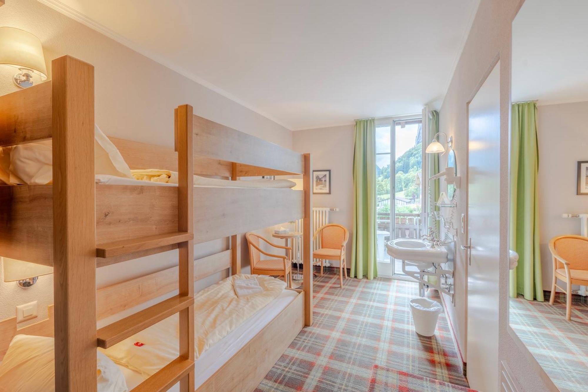 Hotel Staubbach Lauterbrunnen Ngoại thất bức ảnh