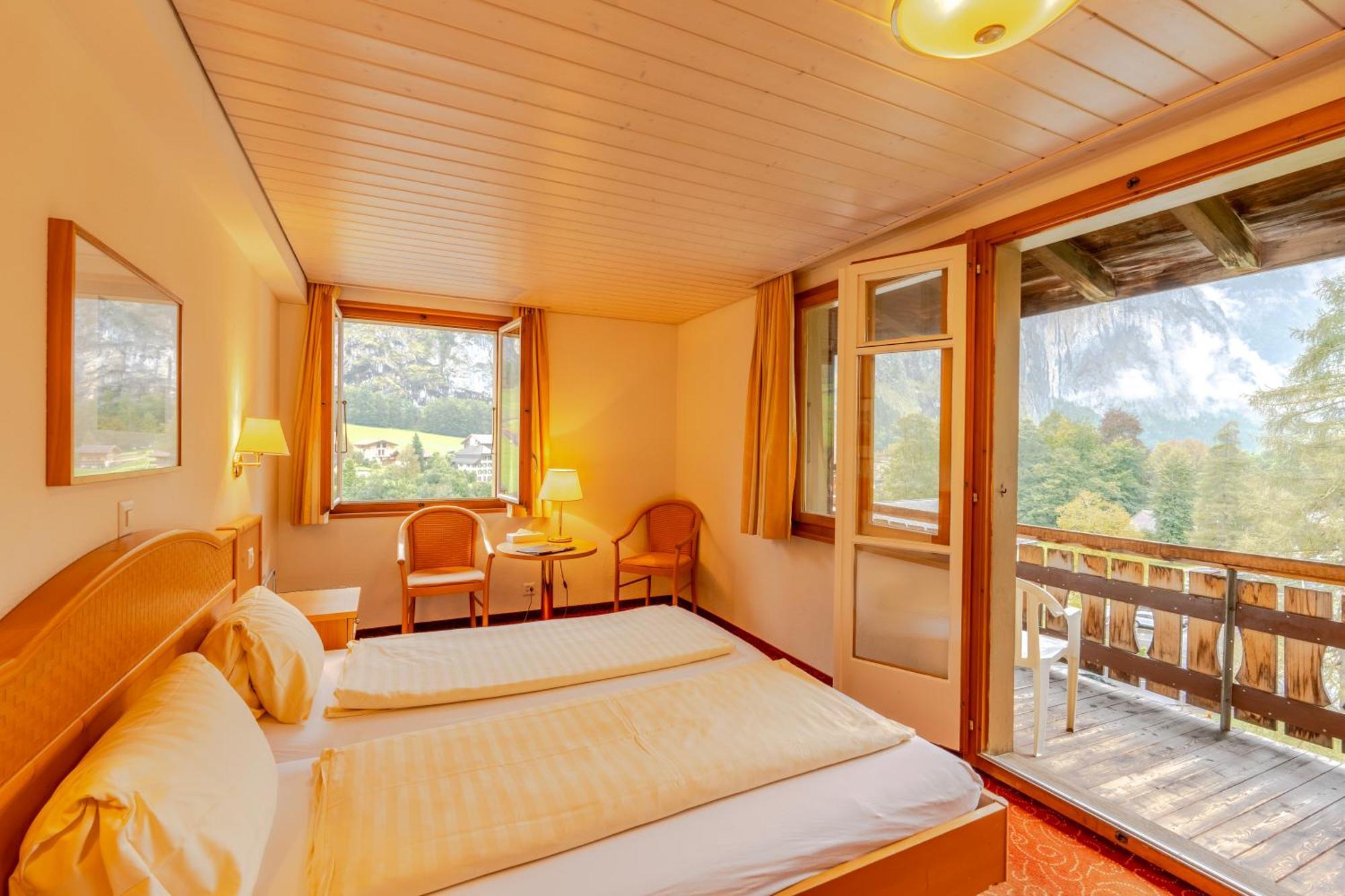 Hotel Staubbach Lauterbrunnen Ngoại thất bức ảnh