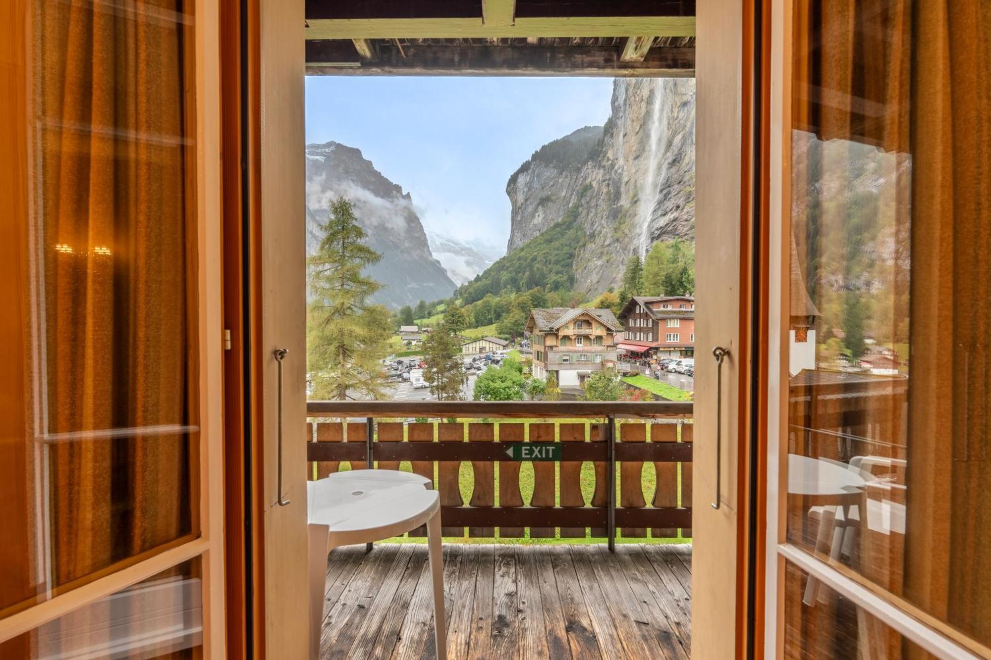 Hotel Staubbach Lauterbrunnen Ngoại thất bức ảnh